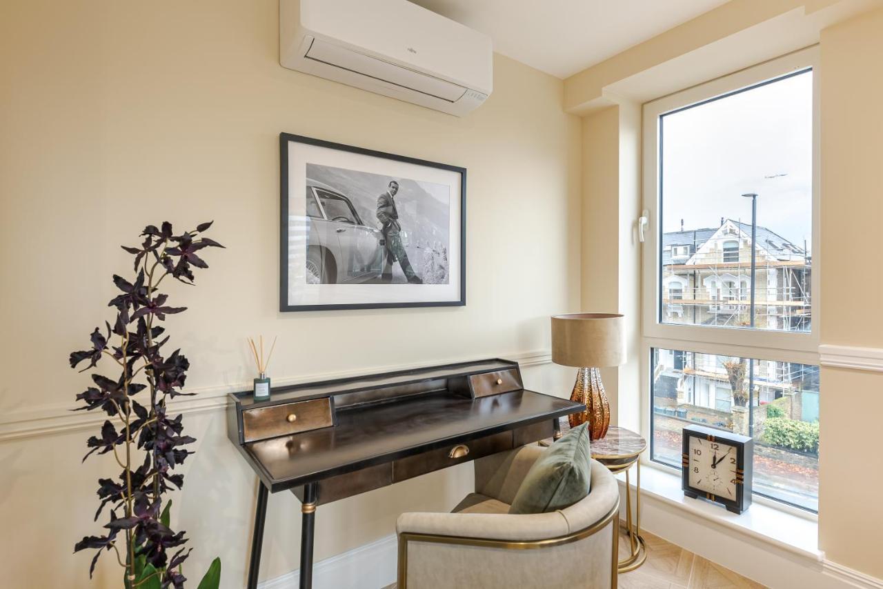 Stunning 2br 2bth With Ac In The Heart Of Chiswick Apartamento *