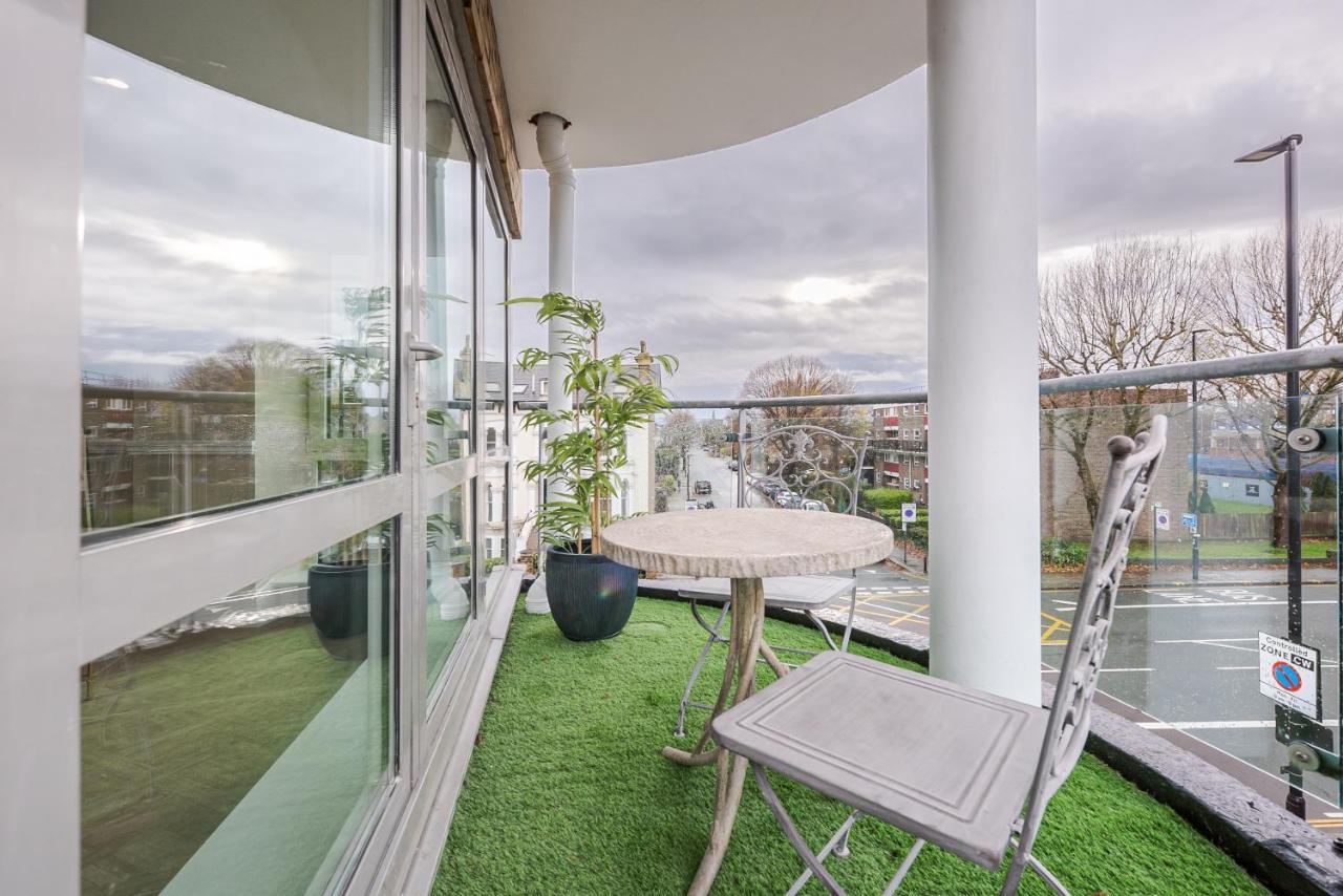 Apartamento Stunning 2br 2bth With Ac In The Heart Of Chiswick *